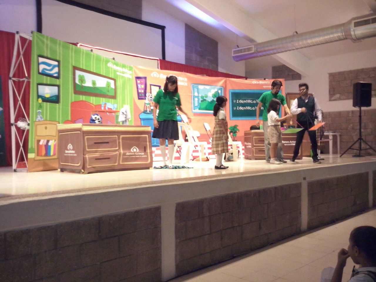 Obra de teatro la familia luchon tuxtla 0315-01.jpg